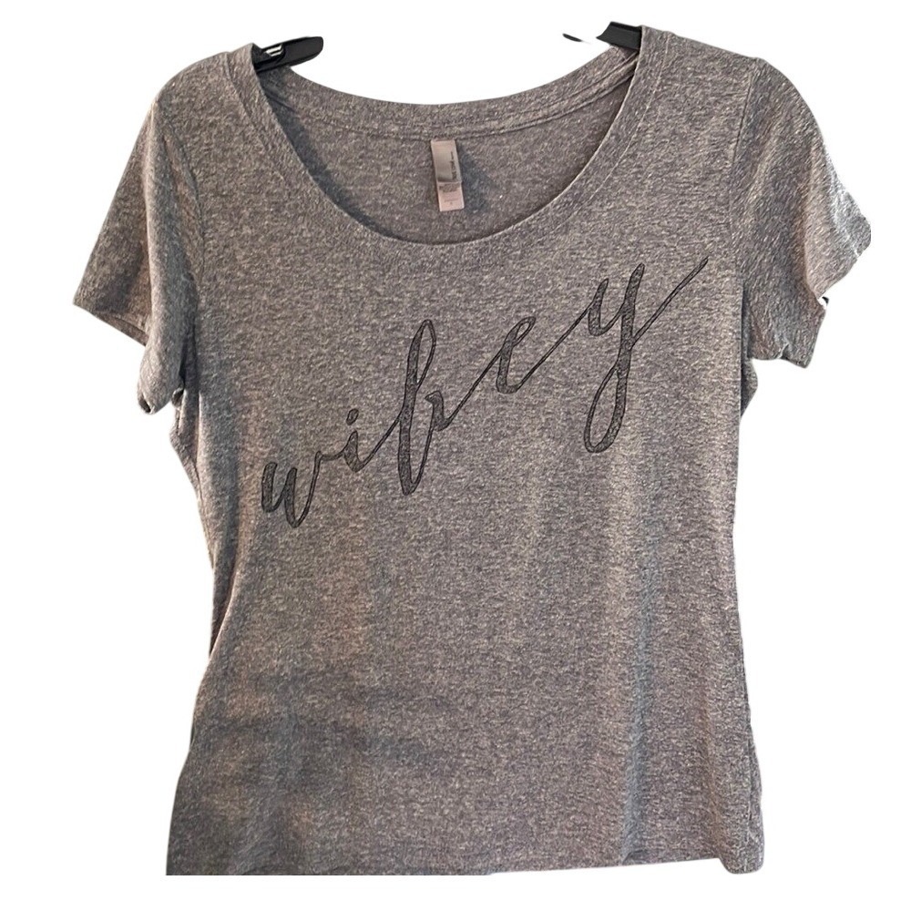 Next Level Apparel Wifey Graphic T-Shirt Gray Heather Scoop Neck Women Large